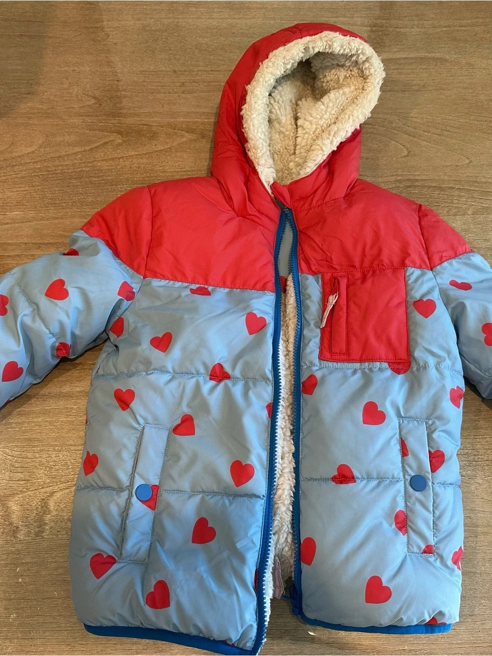Mini Boden Sherpa lining Red Hearts Puffer Jacket reversible size 6-7